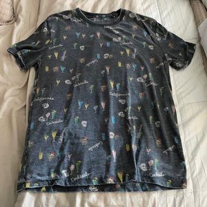 Lucky brand t shirt l M l with skull and drinks l